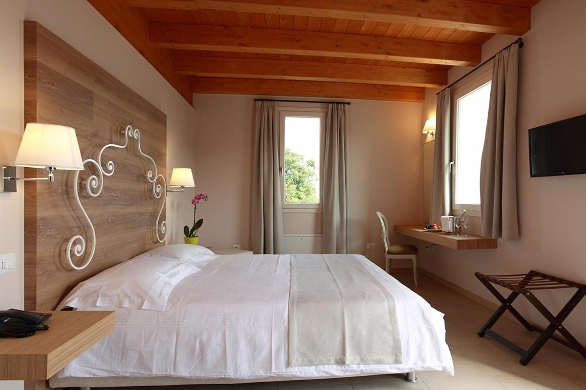 Agriturismo Corte Aurea Desenzano del Garda Zewnętrze zdjęcie