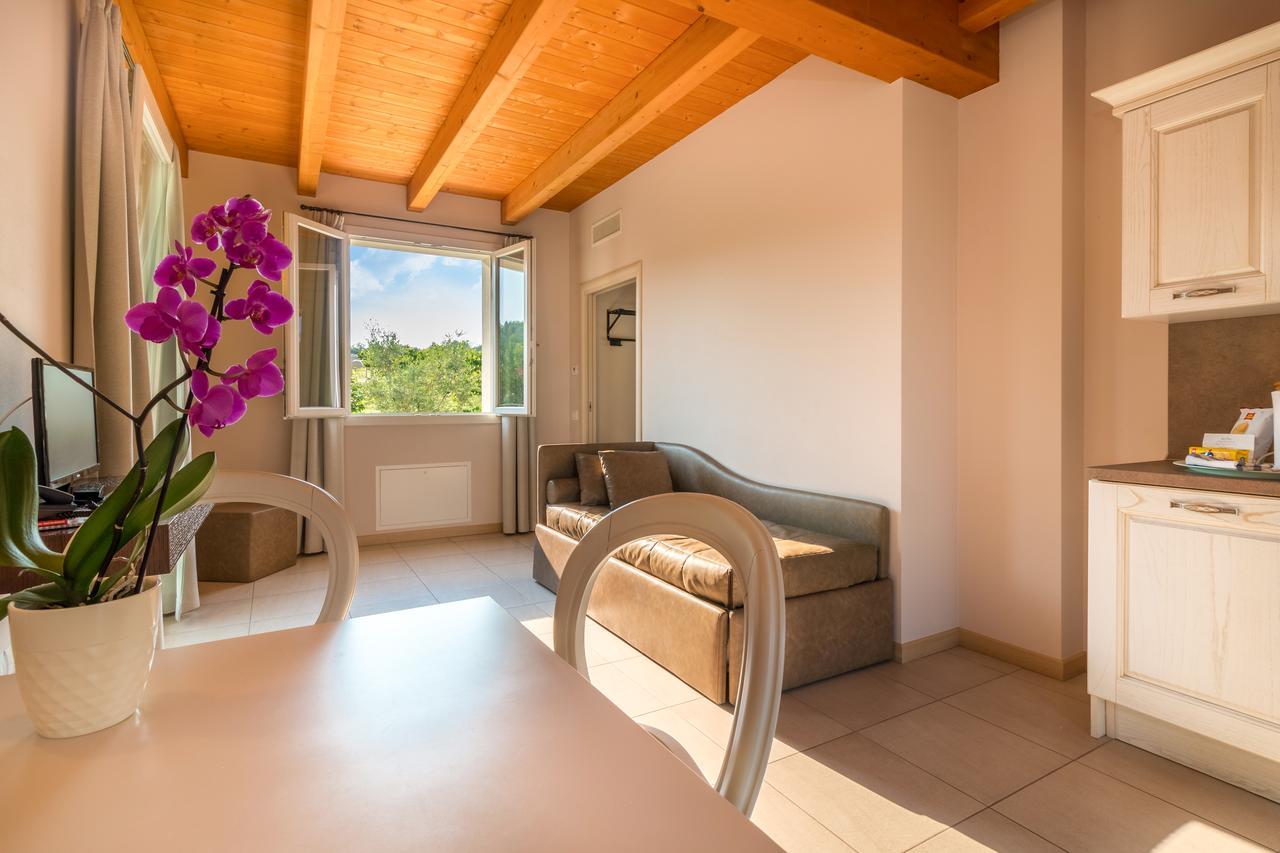Agriturismo Corte Aurea Desenzano del Garda Zewnętrze zdjęcie