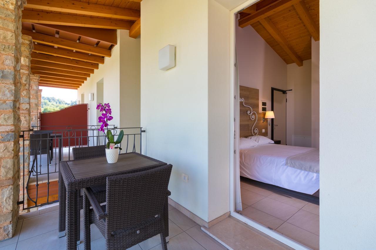 Agriturismo Corte Aurea Desenzano del Garda Zewnętrze zdjęcie